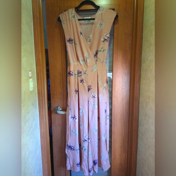 Beautiful Bohemian Sienna Sky Flowy Floral Jumpsuit - Picture 1 of 5